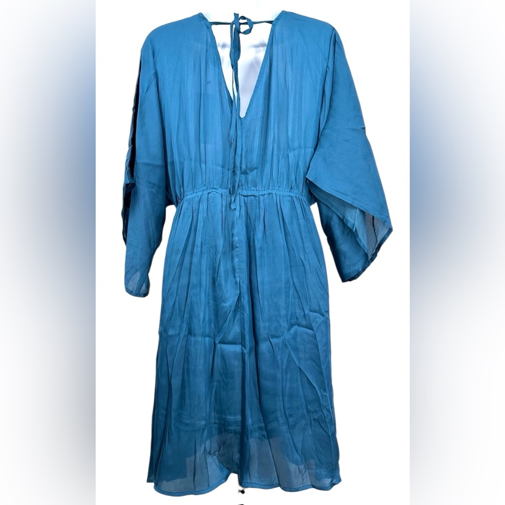 Strut & Bolt Women’s S Midnight Blue Satin Midi V-Neck Dress NWT Flare Sleeves - Picture 5 of 13